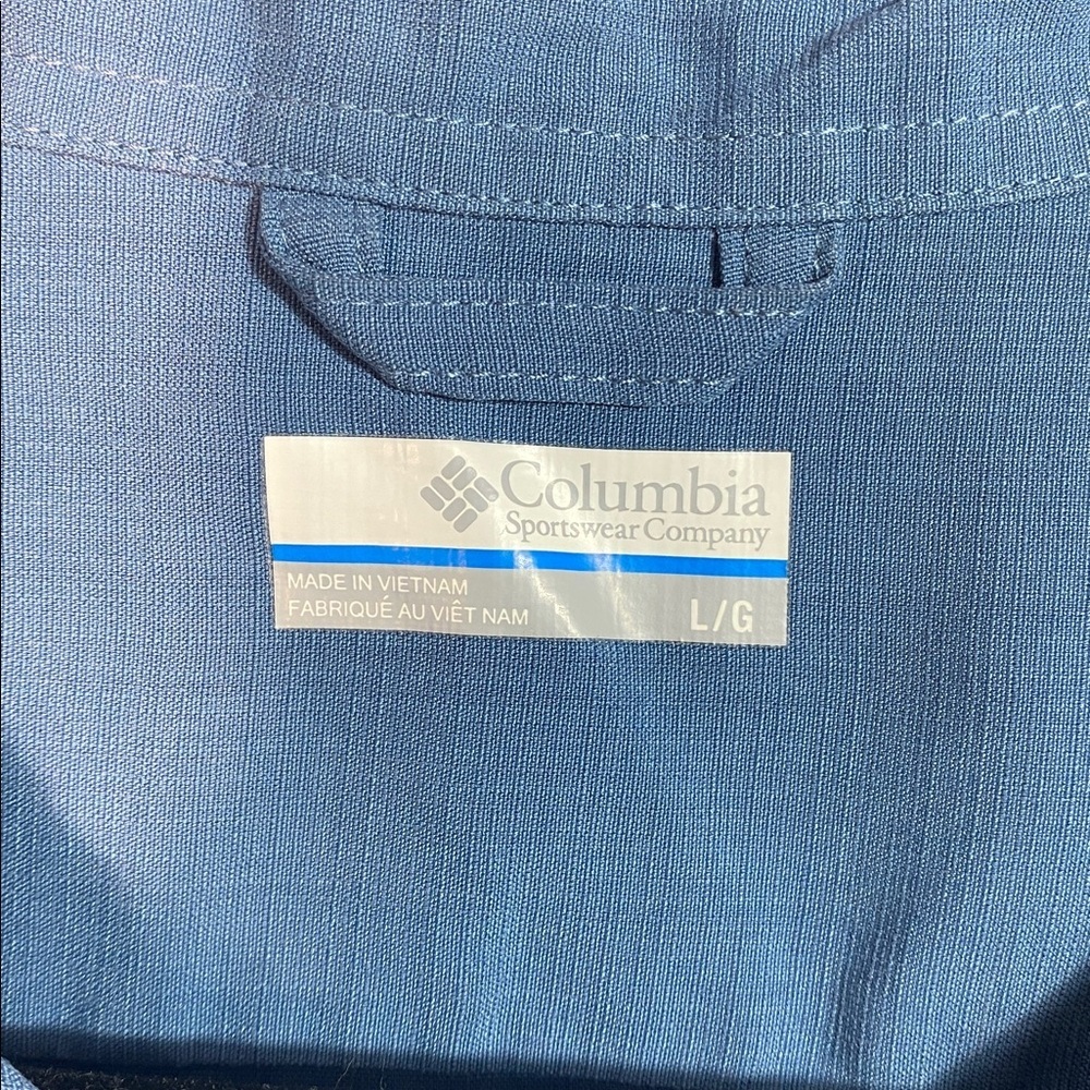 Columbia Men's Blue Short Sleeve Button Down Shirt Size Large - Picture 3 of 10